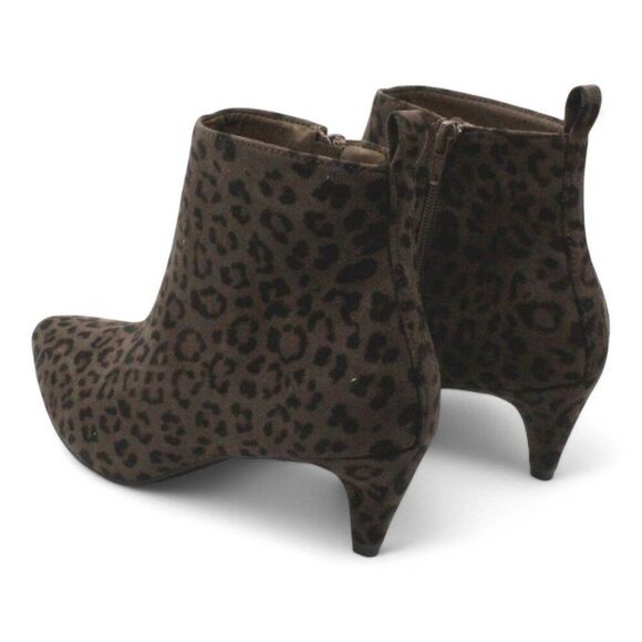 GC Shoes Womens Aden Faux Suede Kitten Heel Booties - Picture 9 of 9